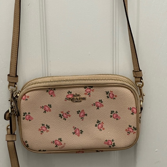 Coach Bag - Picture 1 of 9